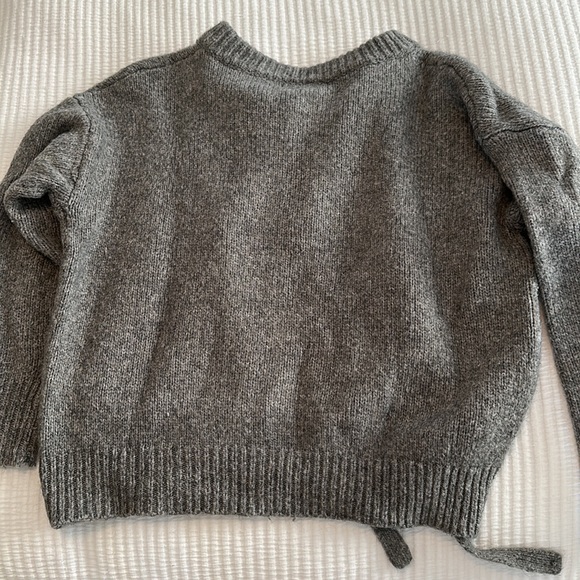 Zara lace-up sweater - Picture 5 of 5